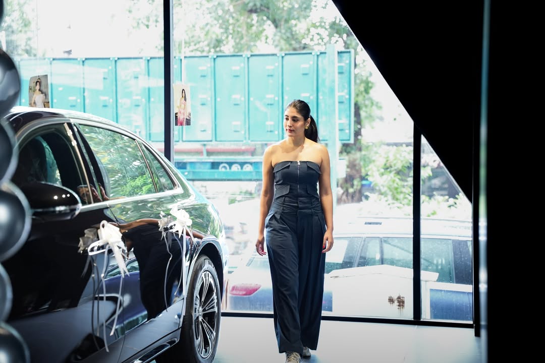 Mercedes-Benz E-Class LWB